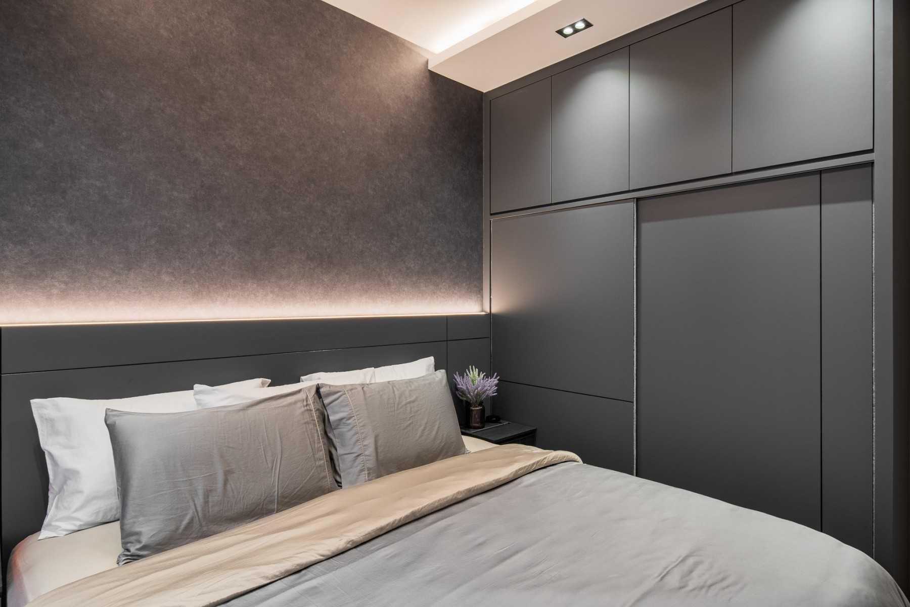 Modern Bedroom with Wardrobe and Sliding Wardrobe