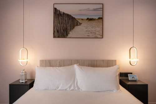 Modern Bedroom at 394 Tampines Ave 7