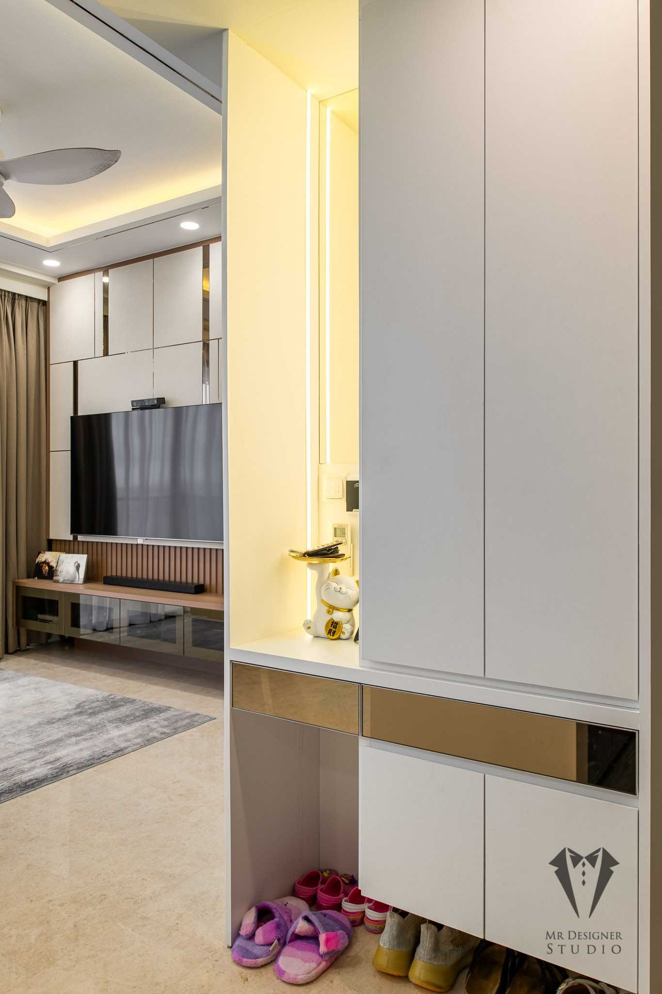 Modern Entryway with Seating Bench and Shoe Rack