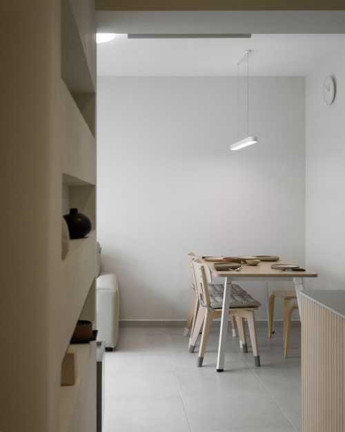 Scandinavian Dining Room at Alkaff Crescent