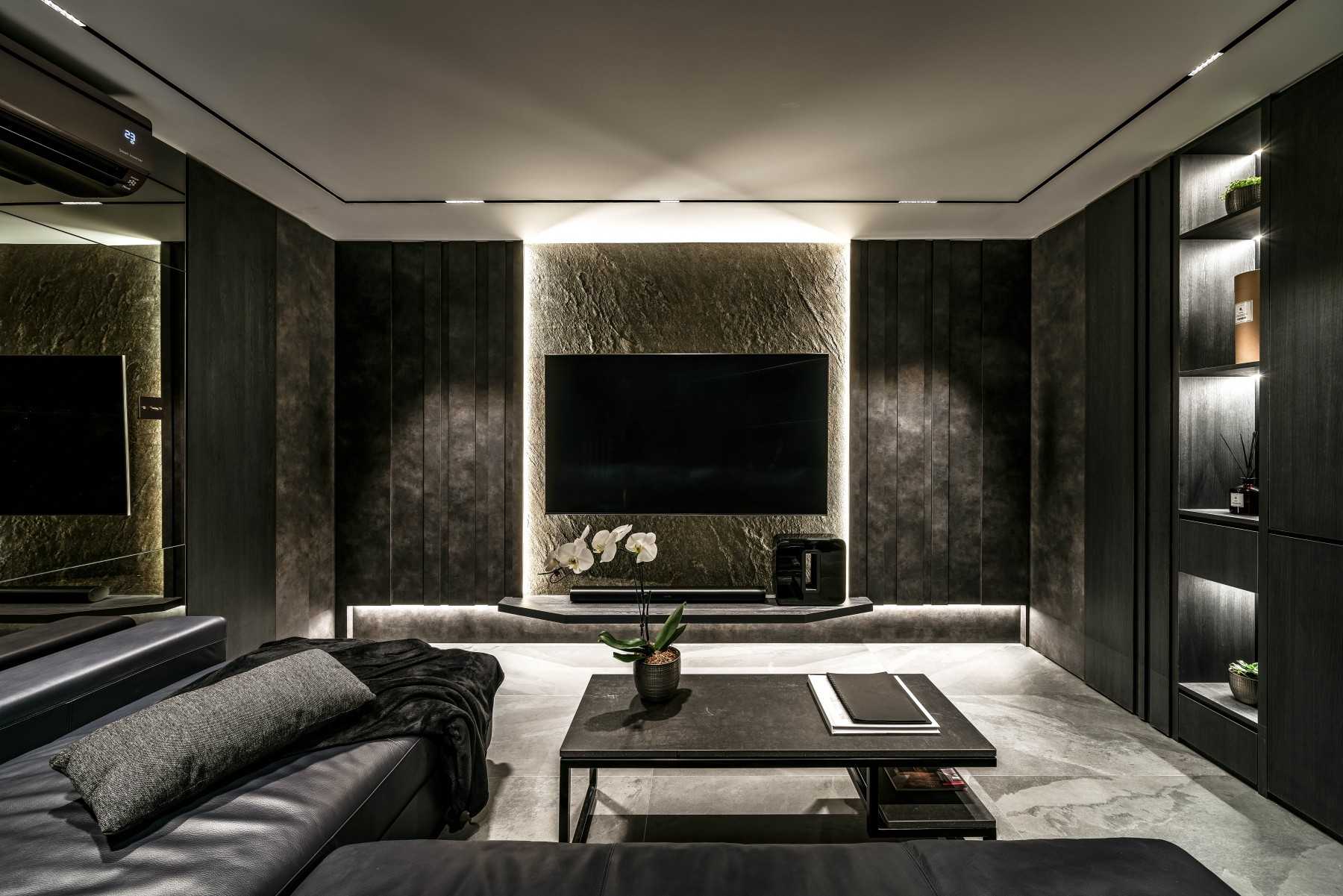 Contemporary Living Room with Sofa and Coffee Table