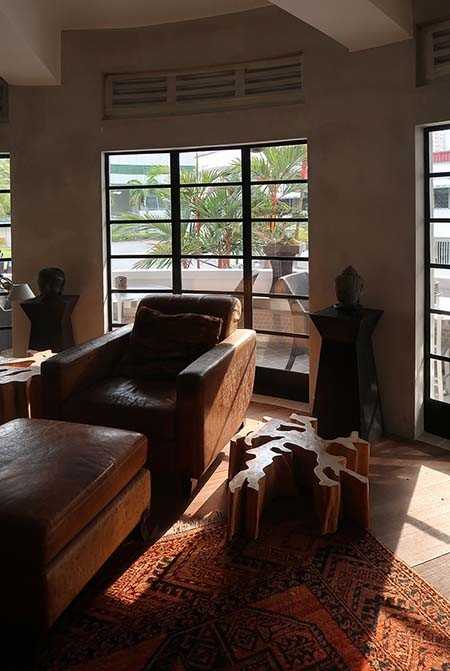 Modern Living Room at Block 81 #02.65A Tiong Poh Road, Singapore