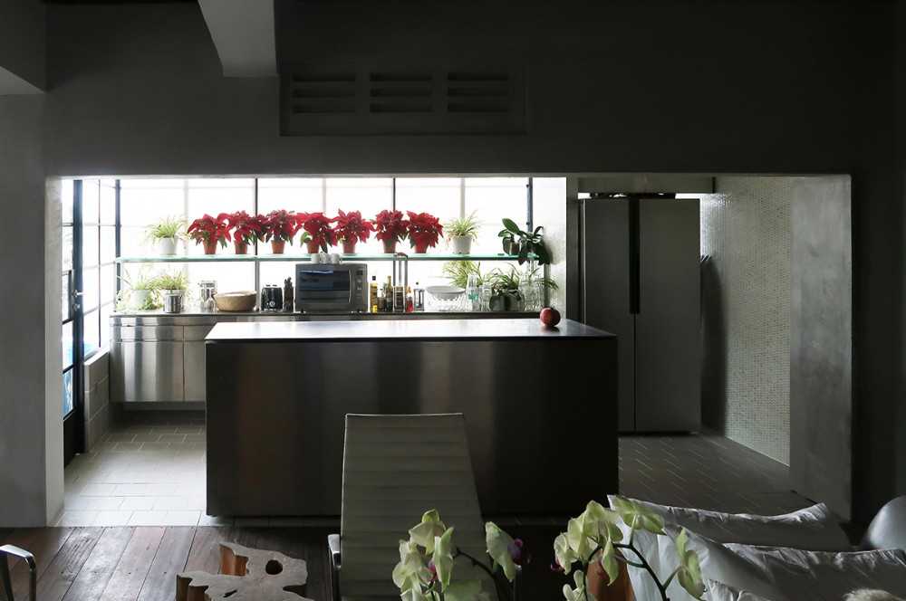 Block 81 #02.65A Tiong Poh Road, Singapore