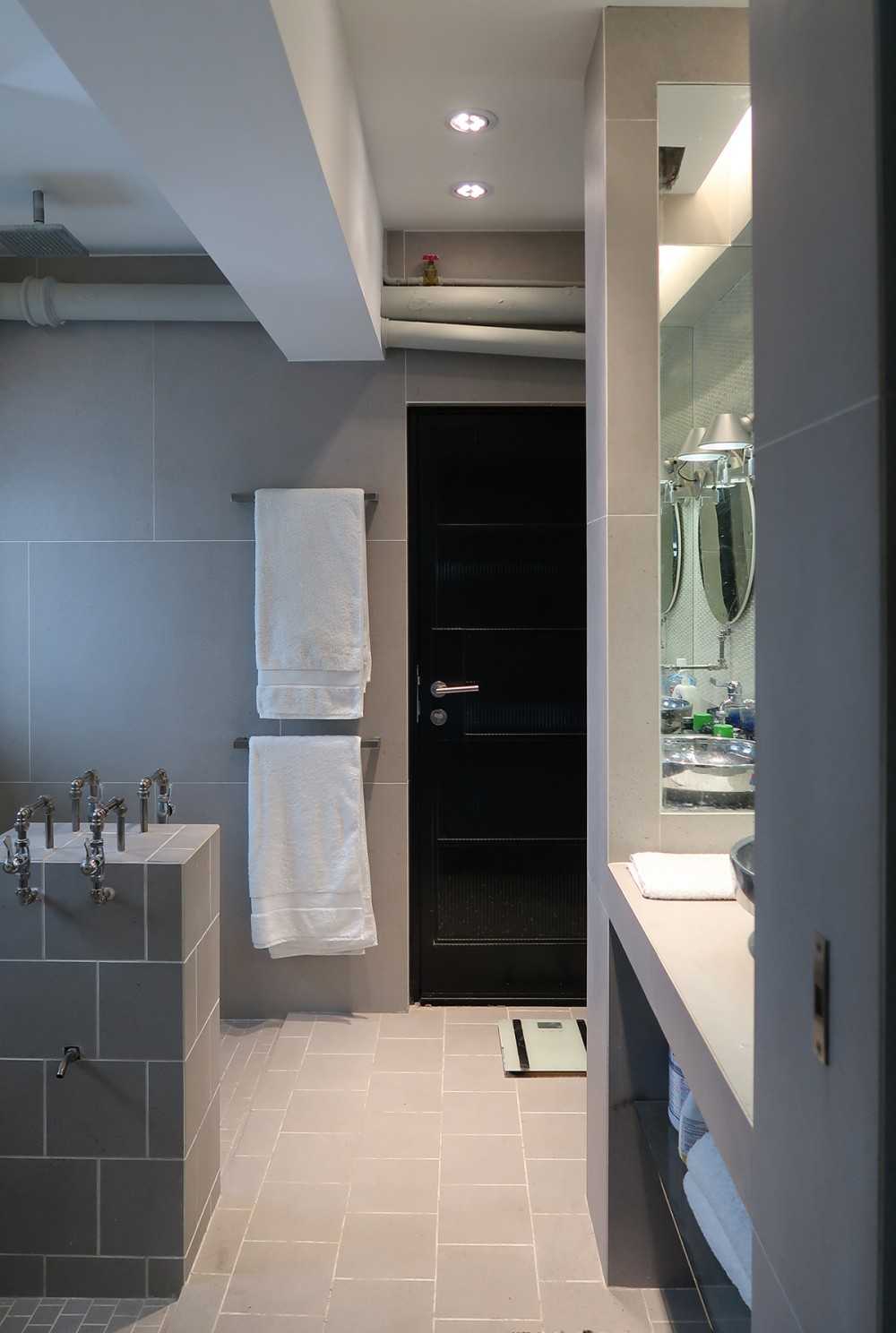 Block 81 #02.65A Tiong Poh Road, Singapore