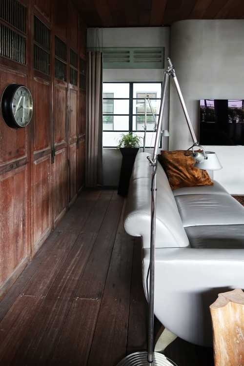 Modern Living Room at Block 81 #02.65A Tiong Poh Road, Singapore