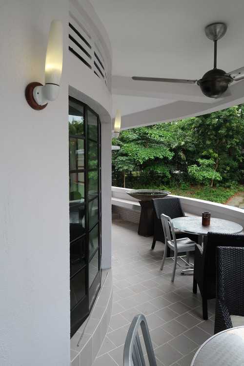 Modern Balcony at Block 81 #02.65A Tiong Poh Road, Singapore