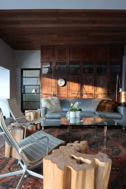 Modern Living Room at Block 81 #02.65A Tiong Poh Road, Singapore