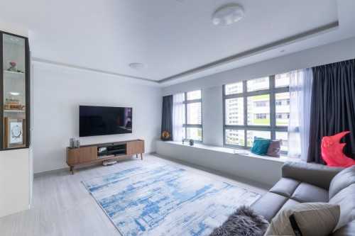 Contemporary Living Room at 618B Tampines St 61