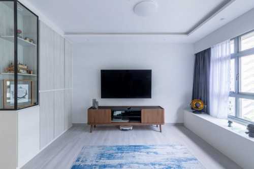 Contemporary Living Room at 618B Tampines St 61