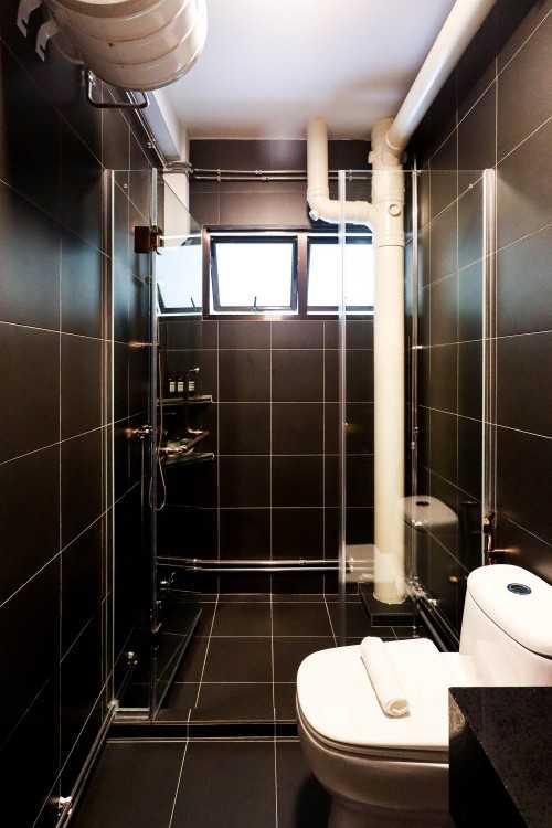 Eclectic Bathroom at Toh Yi Drive