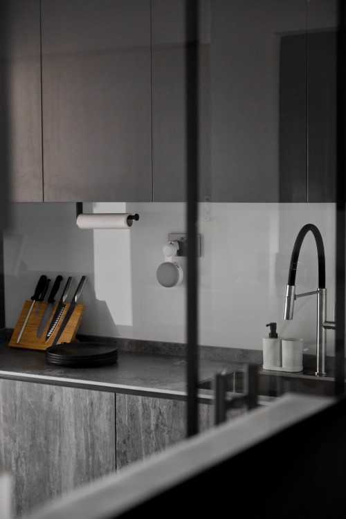 Contemporary Kitchen at Bright Hill Drive