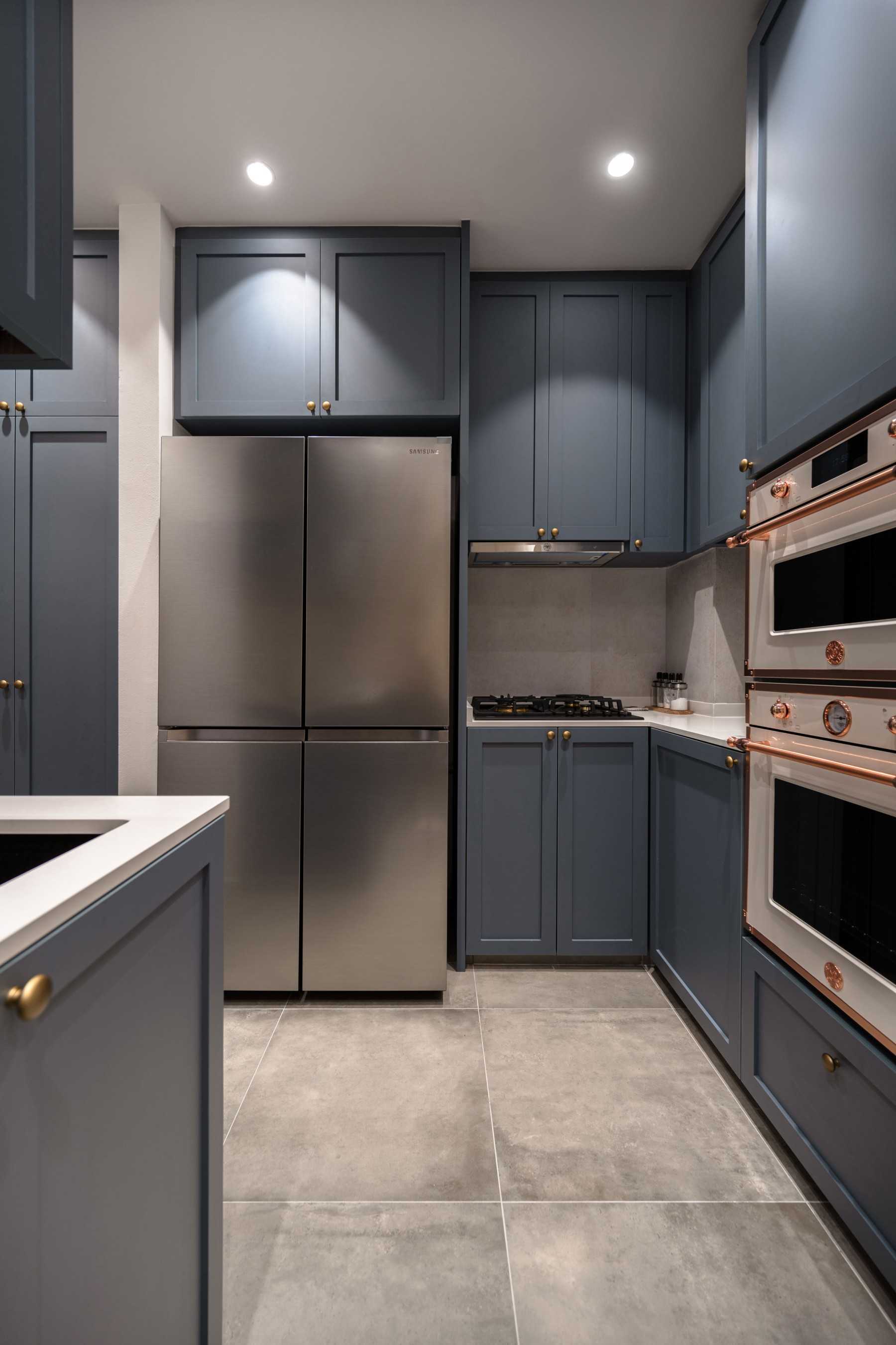 Modern Kitchen with Countertop and Kitchen Accessories