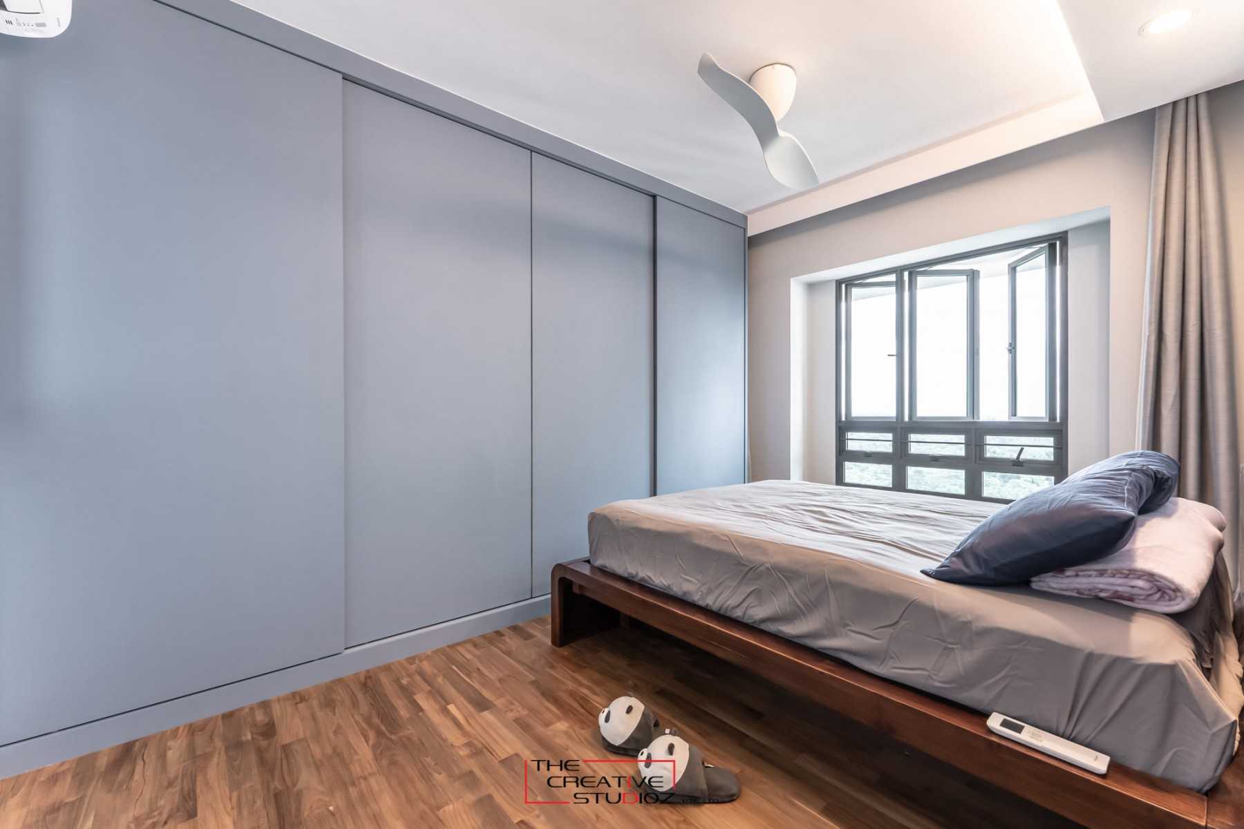Scandinavian Bedroom with Vinyl Flooring and Wardrobe
