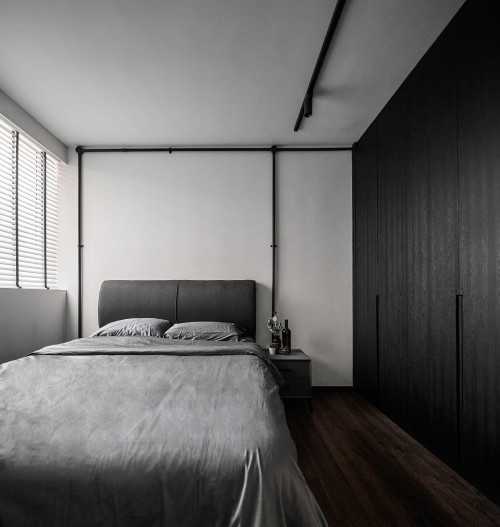 Contemporary Bedroom at Yishun Ring Road