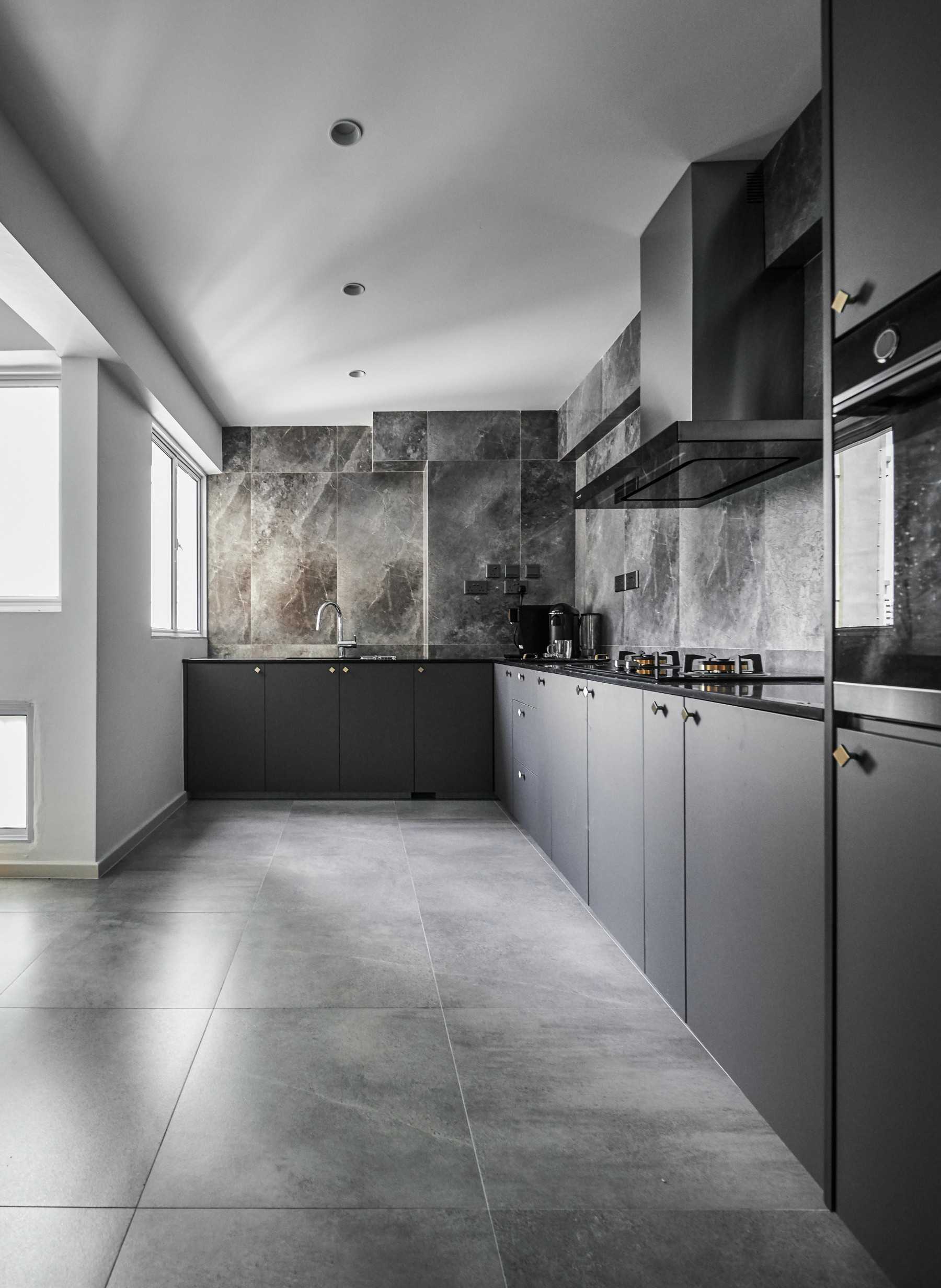 Contemporary Kitchen with Cupboard and Kitchen Backsplash