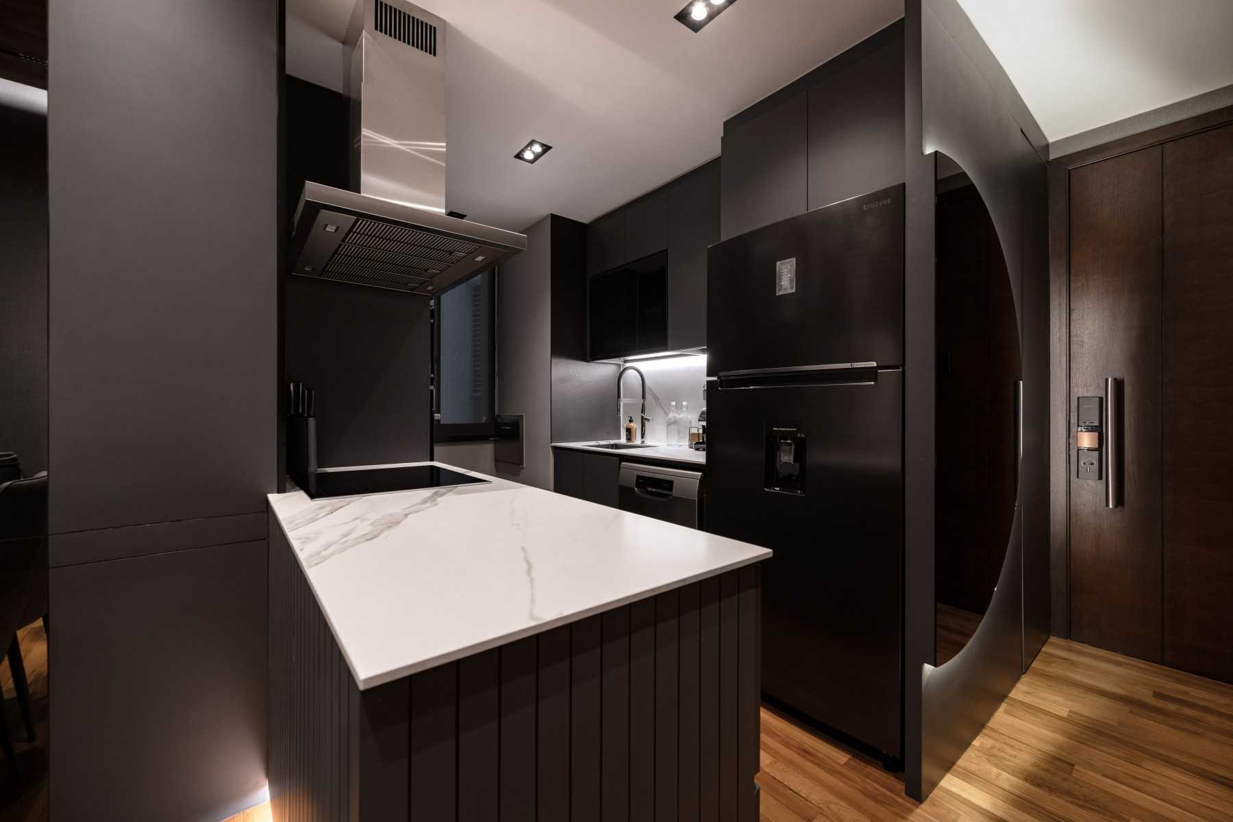 Modern Kitchen with Kitchen Island and Open Kitchen