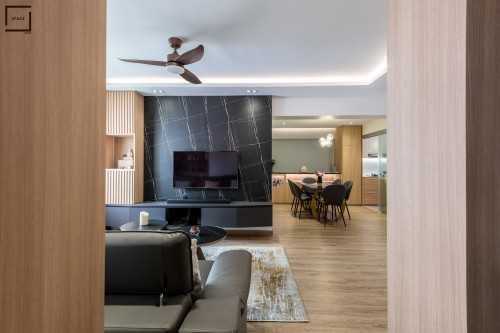 Contemporary Living Room at Resale 4 Room HDB @ Pasir Ris Drive