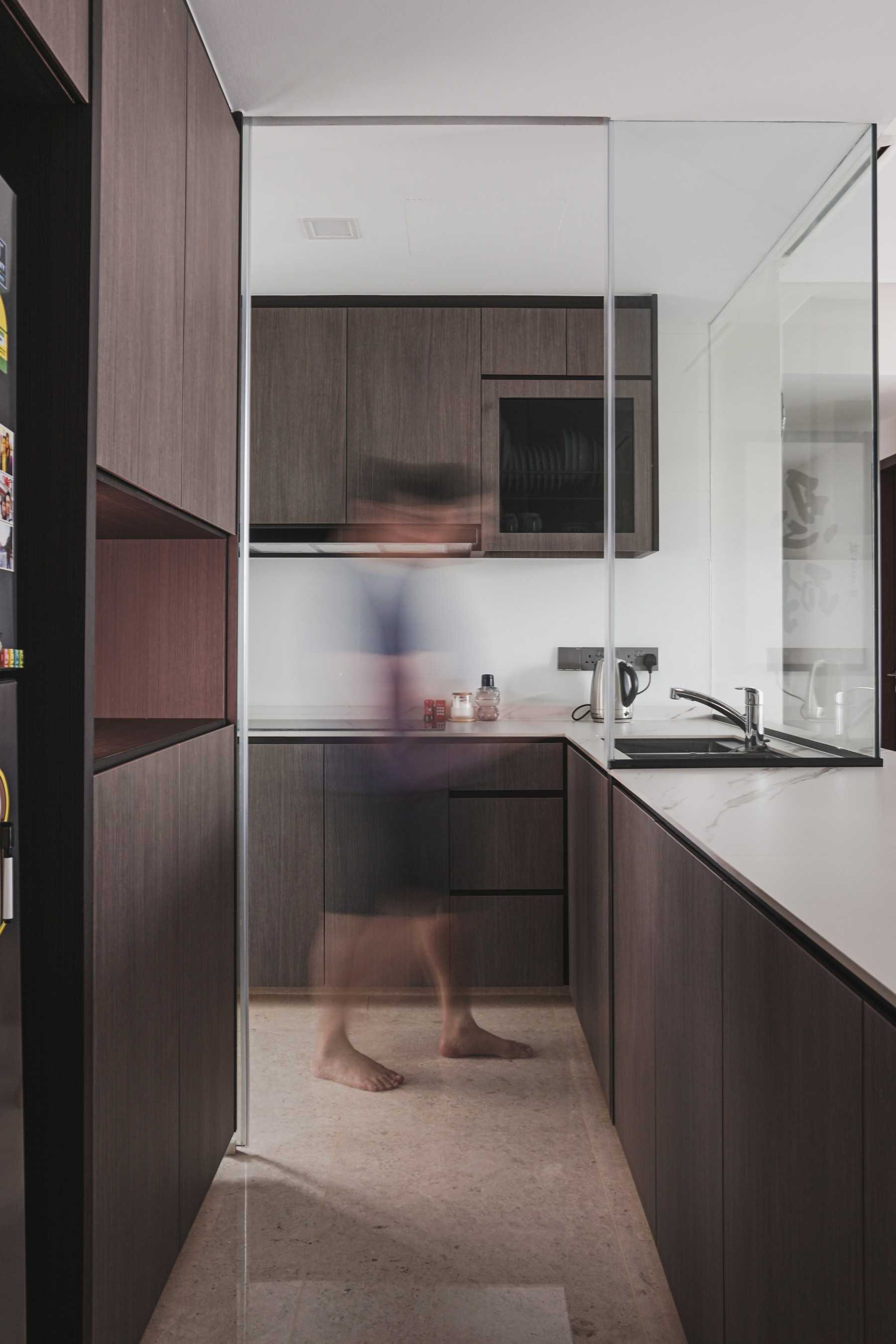 Modern Kitchen with Kitchen Island and Cupboard