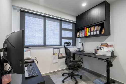 Contemporary Home Office at Ang Mo Kio | 227 ang mo kio