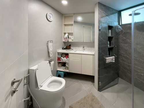 Scandinavian Bathroom at Yew Mei Green