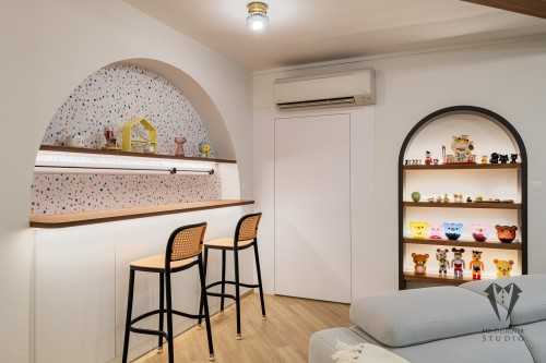 Eclectic Living Room at 239 compassvale drive