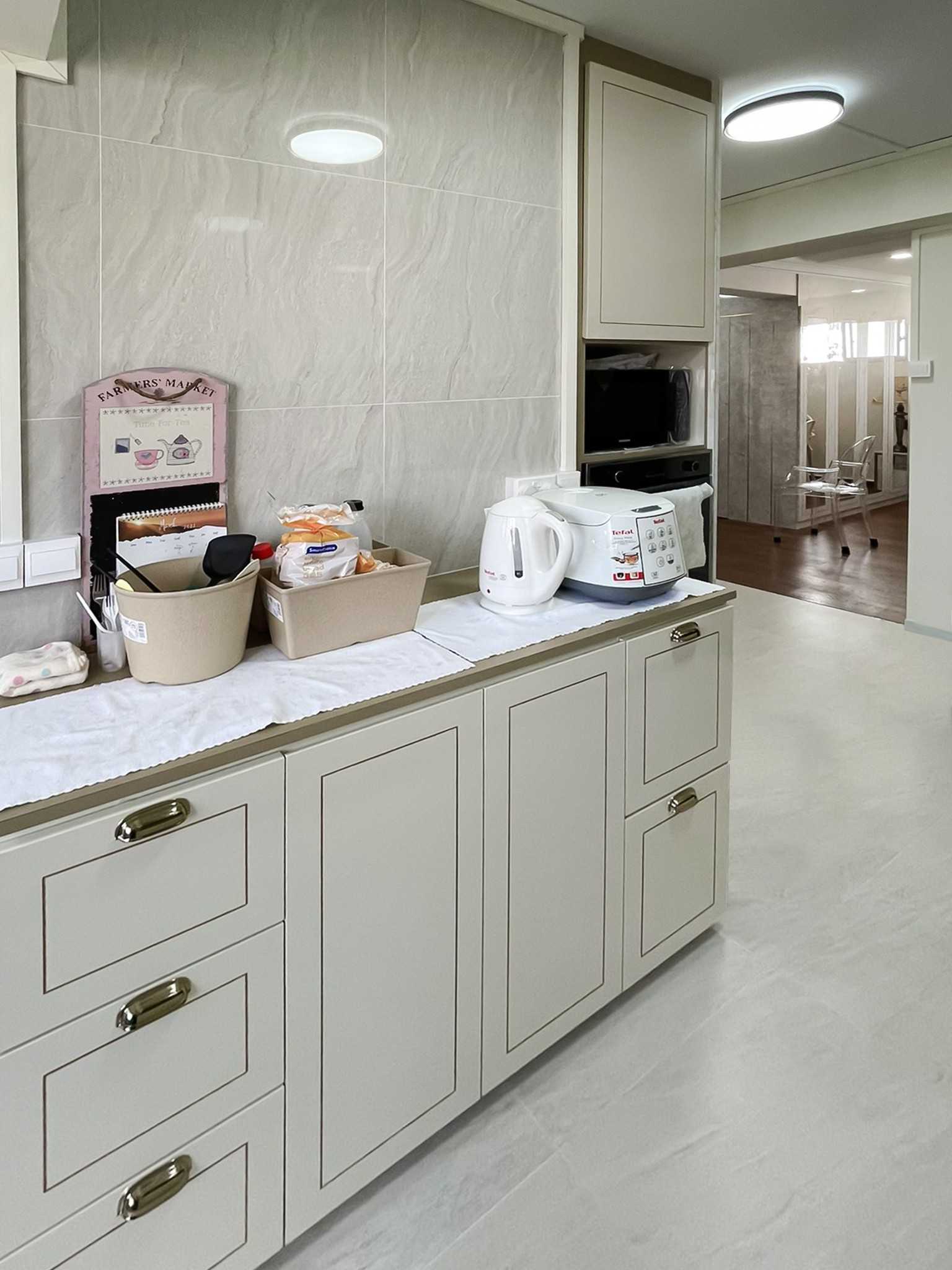 Scandinavian Kitchen with Feature Wall and Kitchen Accessories