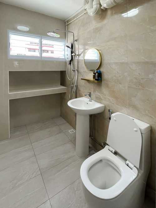 Scandinavian Bathroom at Pasir Ris
