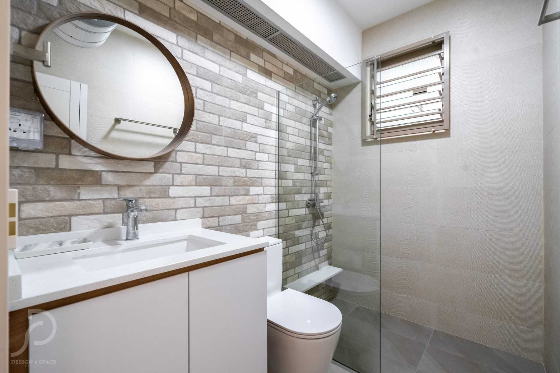 Contemporary Bathroom with Vinyl Flooring and Homogeneous Tiles