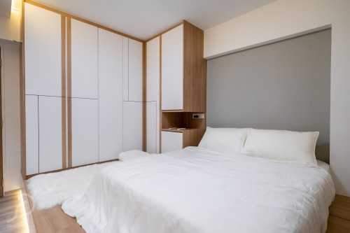 Contemporary Bedroom at Punggol | 161 Punggol
