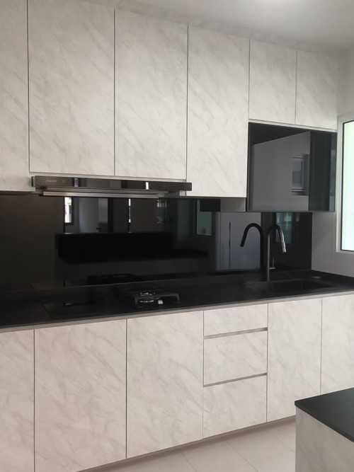 Scandinavian Kitchen at Tampines GreenVerge