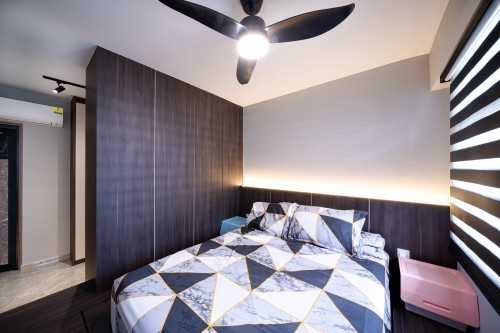 Contemporary Bedroom at 624 Tampines