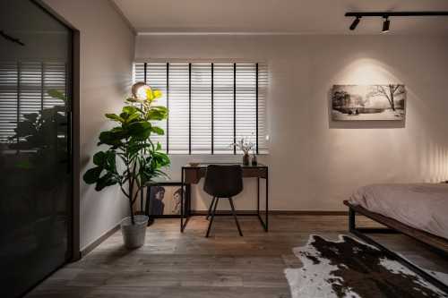 Industrial Bedroom at 17 Telok Blangah