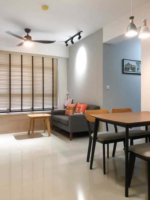 Scandinavian Dining Room at Pine Vista