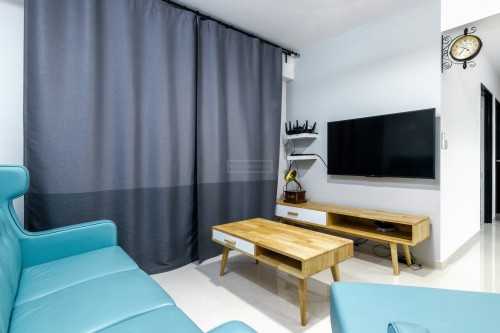 Eclectic Living Room at 992A Buangkok Link