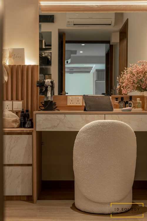 Minimalist Bedroom at 402 Fernvale