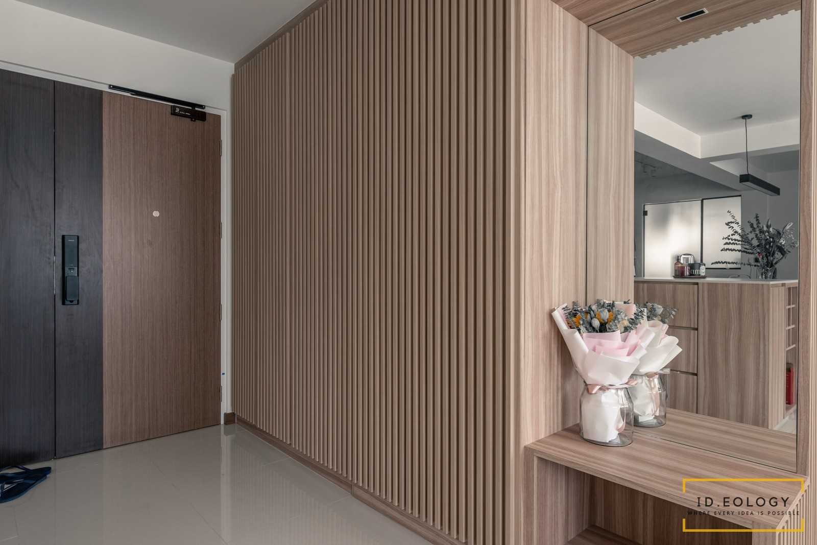 Minimalist Entryway with Mirror and Seating Bench