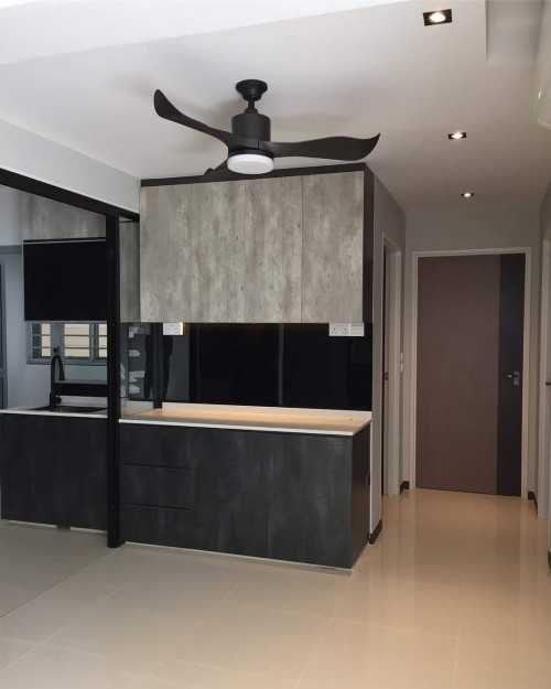 Industrial Kitchen at 684A Edgedale Plains