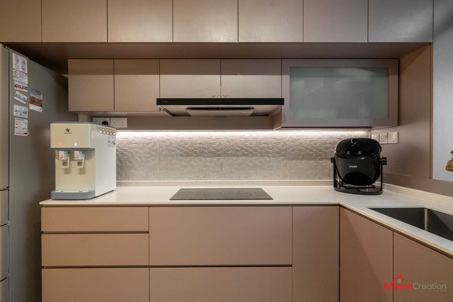 Contemporary Kitchen with Kitchen Backsplash and Kitchen Accessories