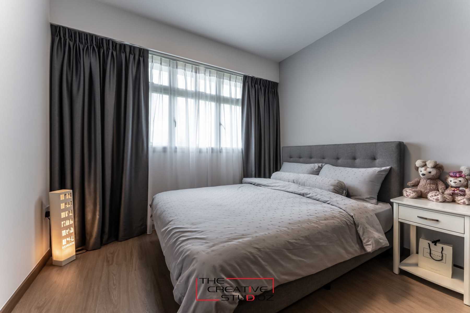 Modern Bedroom with Vinyl Flooring and Bedside Table