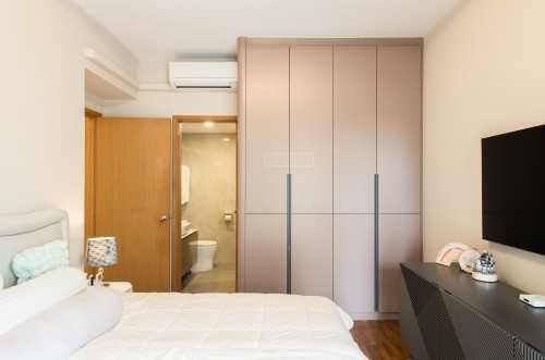 Contemporary Bedroom at 29 Elias Road