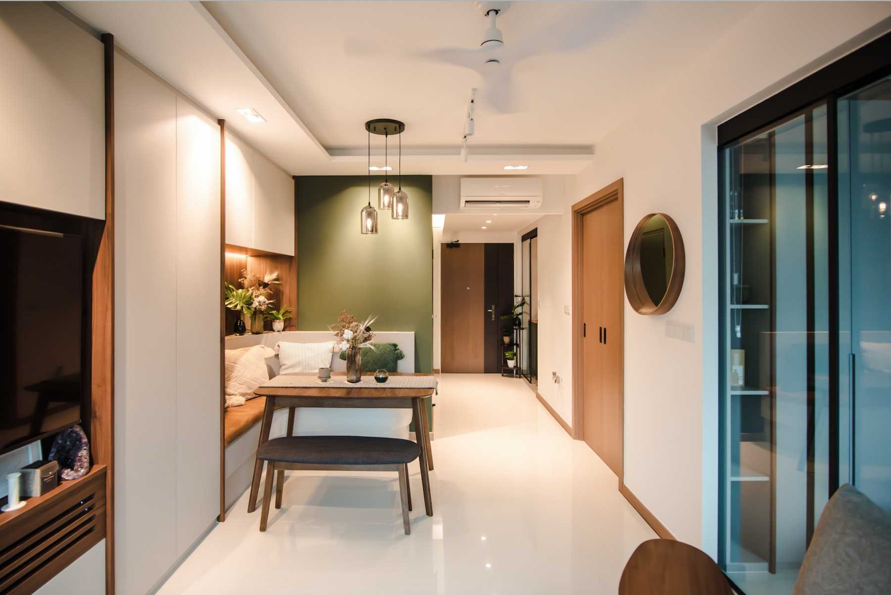 Contemporary Dining Room with Drop Light and Dining Table