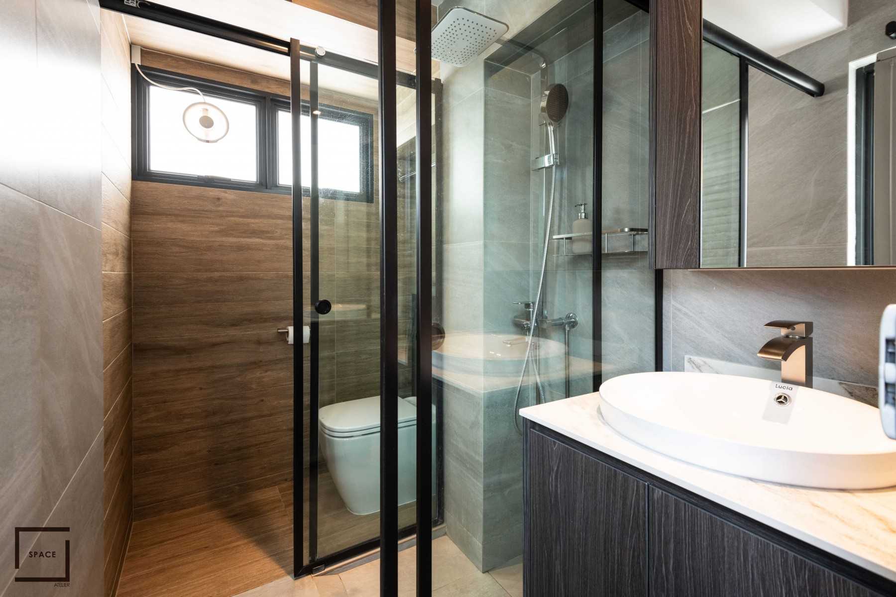 Contemporary Bathroom with Mirror and Shower Screen