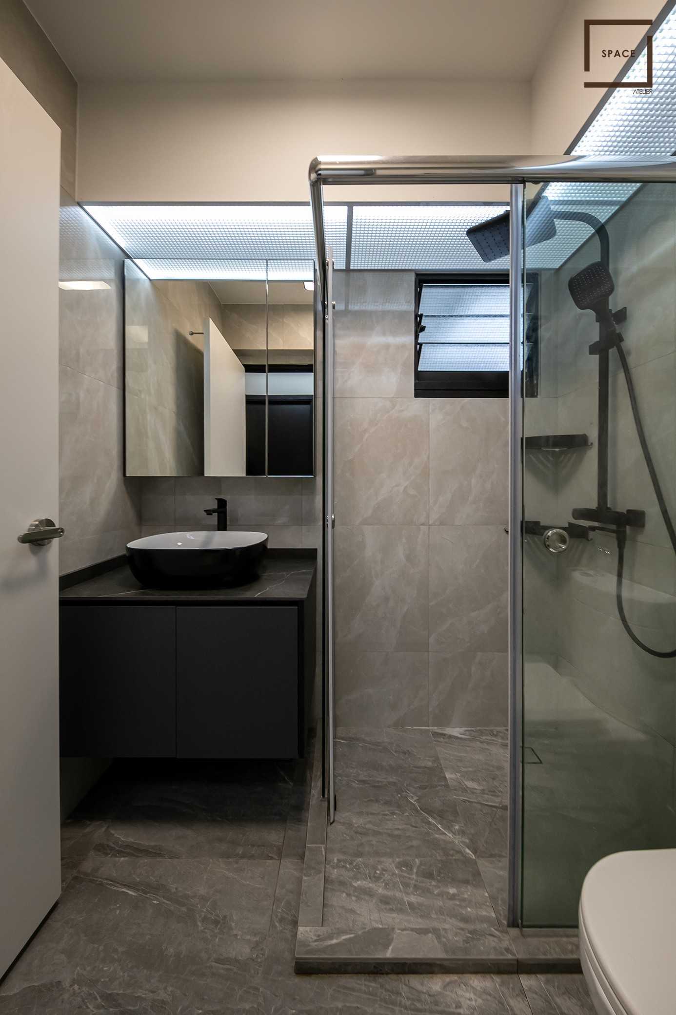 Contemporary Bathroom with Mirror and Shower Screen