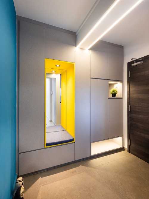 Eclectic Entryway at Upper Boon Keng Road