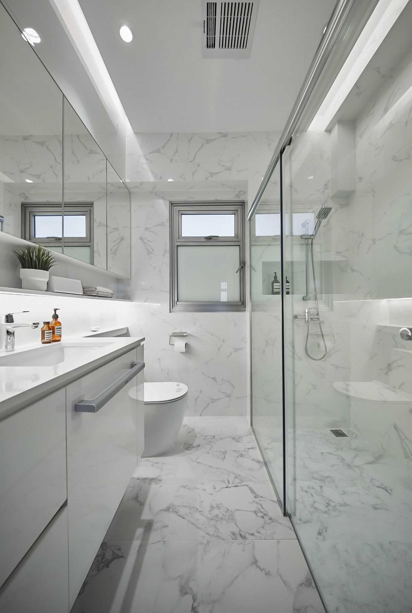Modern Bathroom with Mirror and Shower Screen