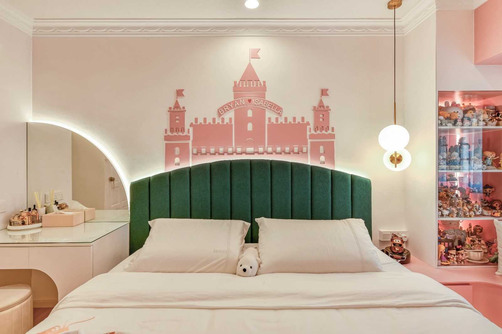 Contemporary Bedroom with Bedside Table and Lighting