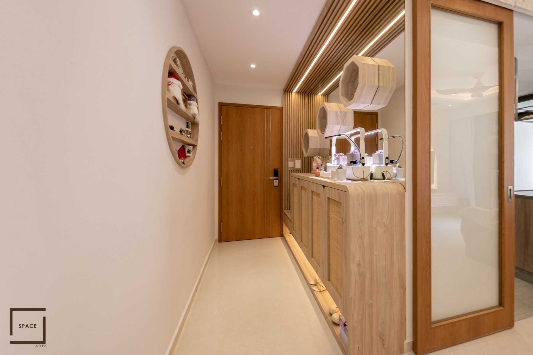 Modern Entryway with Mirror and Shoe Rack