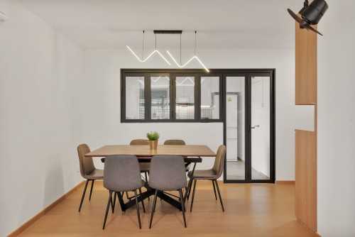 Minimalist Dining Room at Tanglin Halt