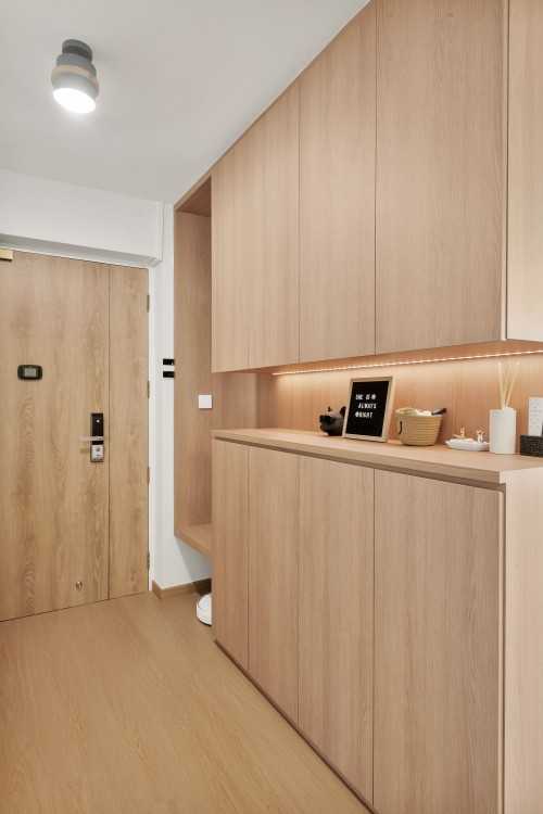 Minimalist Entryway at Tanglin Halt