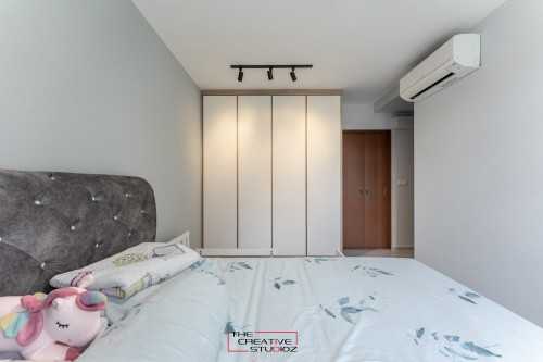 Minimalist Bedroom at 612A Tampines North Drive 1